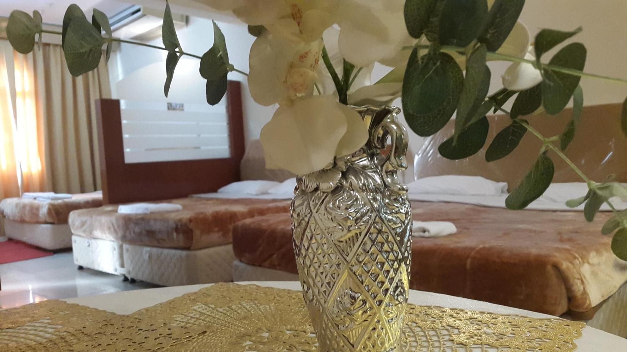 Al Raein Homes Apartamento