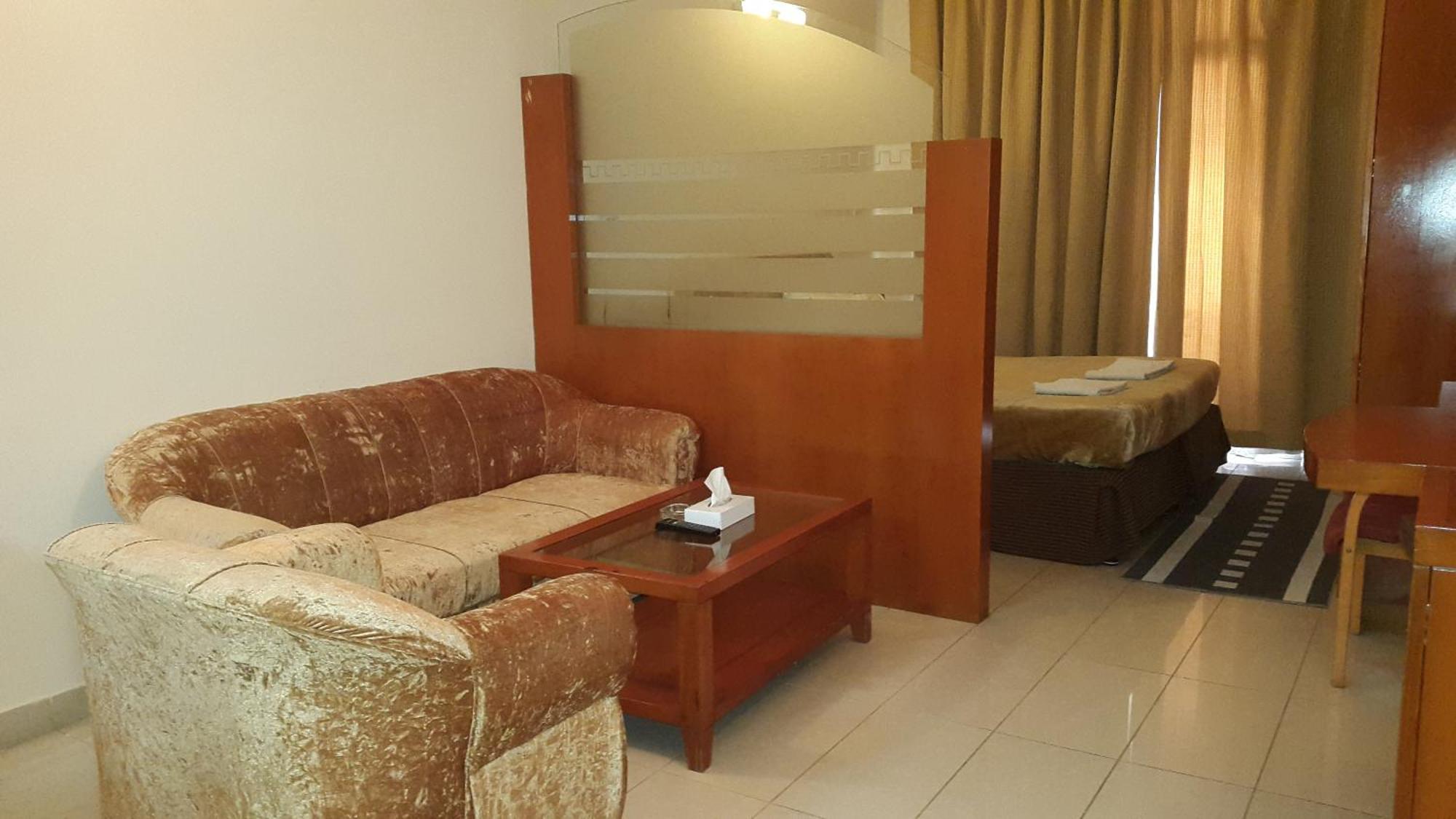 Apartamento Al Raein Homes *